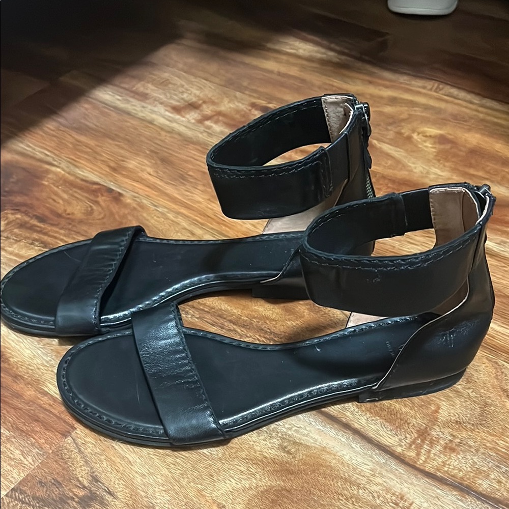 Frye Black Minimalist Sandals - Picture 4 of 7